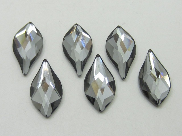 12 pcs. FLAME 7.5mm SILVER NIGHT European Rhinestones